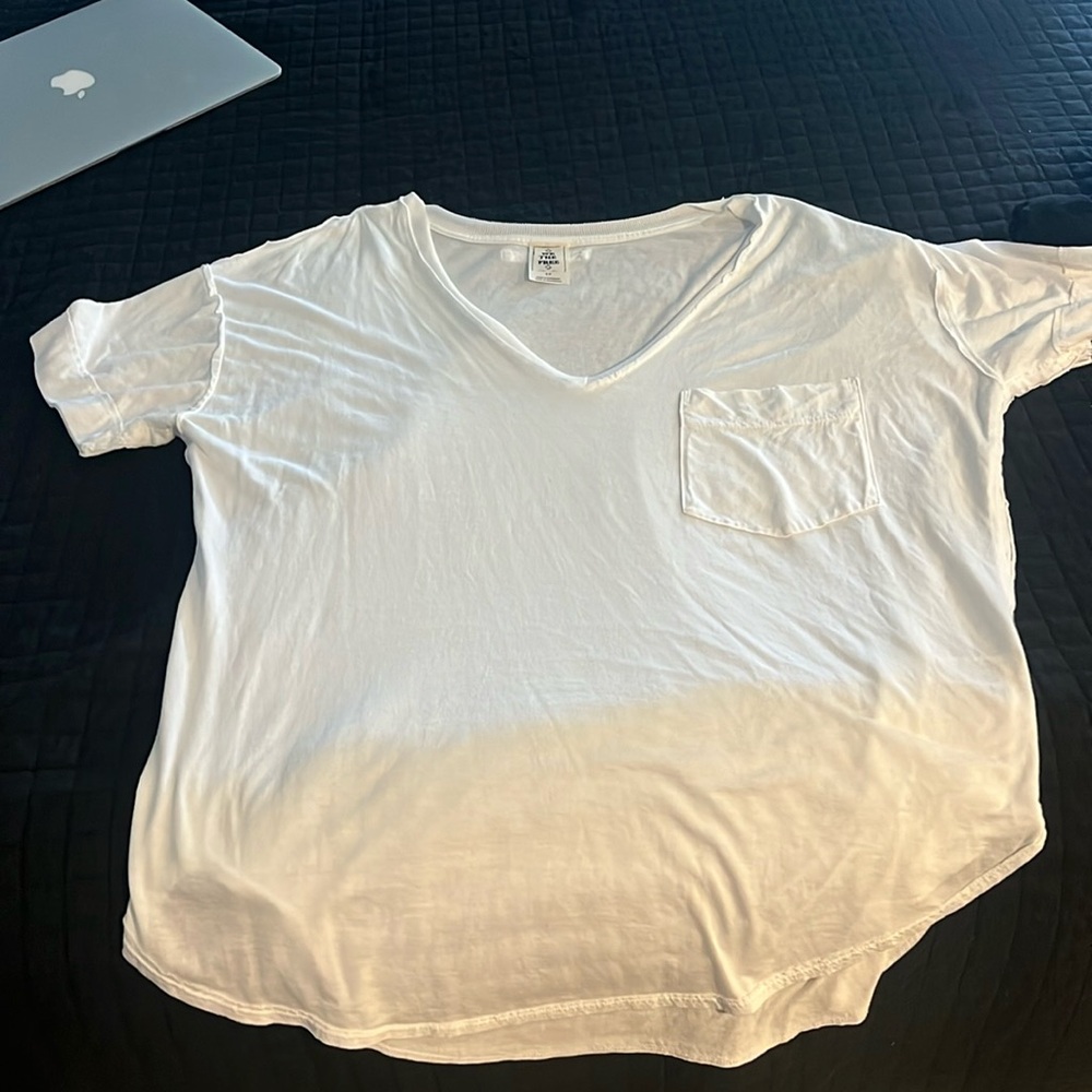We The Free basic white oversized tee. Comfy and cute.